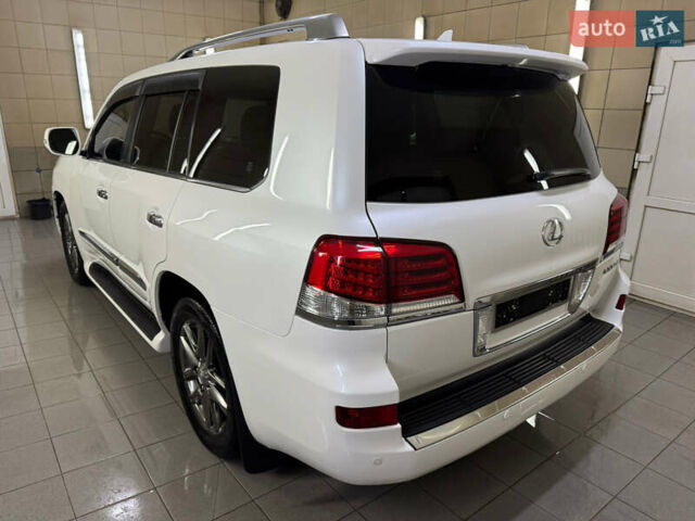 Білий Лексус ЛХ, об'ємом двигуна 0 л та пробігом 240 тис. км за 26500 $, фото 6 на Automoto.ua