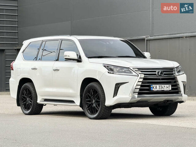 Білий Лексус ЛХ, об'ємом двигуна 4.5 л та пробігом 162 тис. км за 53950 $, фото 4 на Automoto.ua