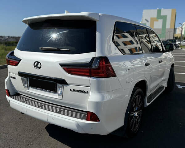 Белый Лексус ЛХ, объемом двигателя 4.46 л и пробегом 235 тыс. км за 57900 $, фото 7 на Automoto.ua