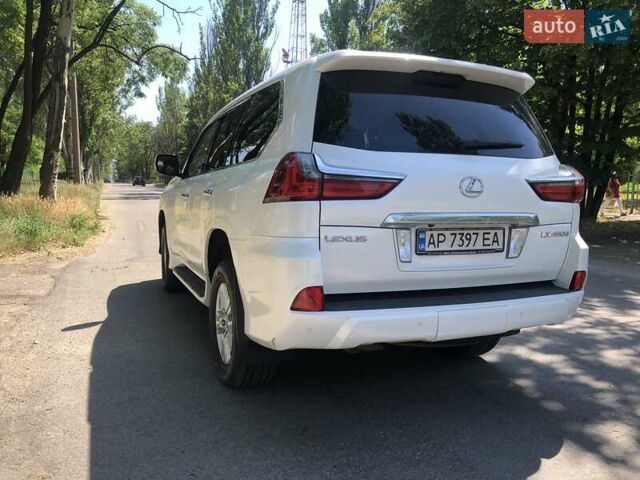 Белый Лексус ЛХ, объемом двигателя 0 л и пробегом 210 тыс. км за 61000 $, фото 2 на Automoto.ua
