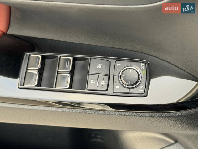 Білий Лексус ЛХ, об'ємом двигуна 4.5 л та пробігом 162 тис. км за 53950 $, фото 46 на Automoto.ua