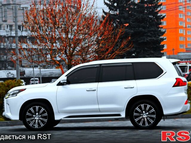 Белый Лексус ЛХ, объемом двигателя 4.5 л и пробегом 125 тыс. км за 65500 $, фото 8 на Automoto.ua