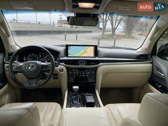 Білий Лексус ЛХ, об'ємом двигуна 4.46 л та пробігом 143 тис. км за 62500 $, фото 28 на Automoto.ua