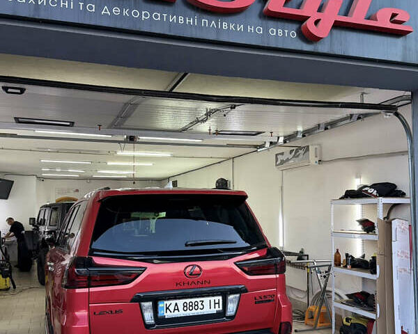 Белый Лексус ЛХ, объемом двигателя 5.66 л и пробегом 148 тыс. км за 77000 $, фото 8 на Automoto.ua