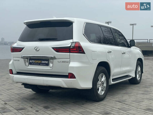 Білий Лексус ЛХ, об'ємом двигуна 4.46 л та пробігом 143 тис. км за 62500 $, фото 8 на Automoto.ua