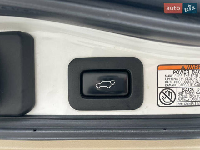 Білий Лексус ЛХ, об'ємом двигуна 4.46 л та пробігом 143 тис. км за 62500 $, фото 44 на Automoto.ua