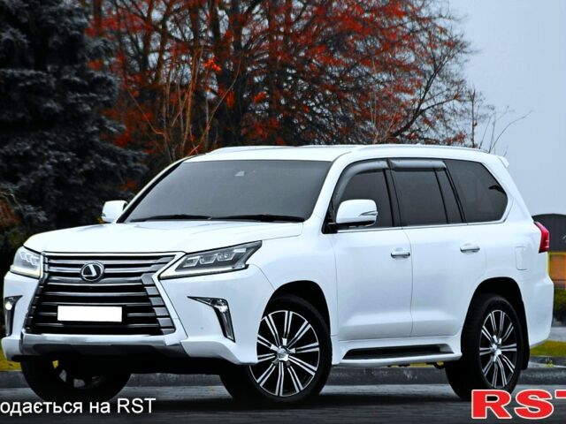 Белый Лексус ЛХ, объемом двигателя 4.5 л и пробегом 125 тыс. км за 65500 $, фото 4 на Automoto.ua