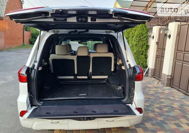 Білий Лексус ЛХ, об'ємом двигуна 4.46 л та пробігом 115 тис. км за 67000 $, фото 11 на Automoto.ua