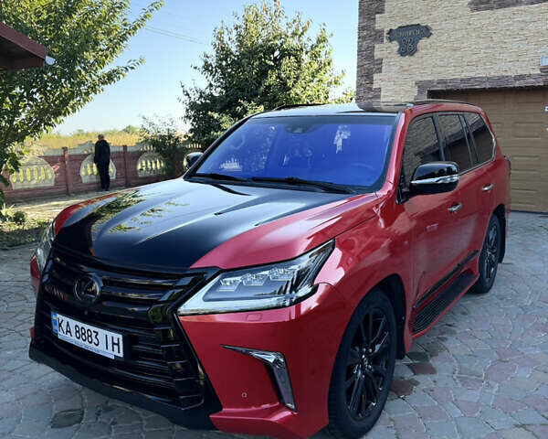 Белый Лексус ЛХ, объемом двигателя 5.66 л и пробегом 148 тыс. км за 77000 $, фото 88 на Automoto.ua