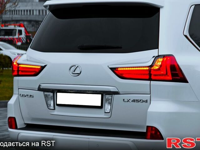 Белый Лексус ЛХ, объемом двигателя 4.5 л и пробегом 125 тыс. км за 65500 $, фото 9 на Automoto.ua