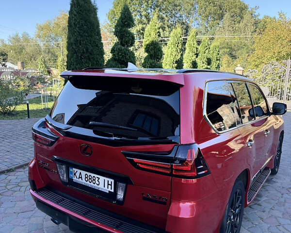 Белый Лексус ЛХ, объемом двигателя 5.66 л и пробегом 148 тыс. км за 77000 $, фото 96 на Automoto.ua