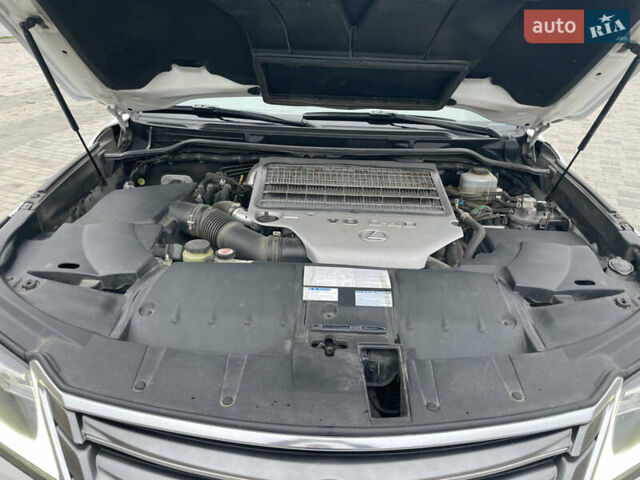 Білий Лексус ЛХ, об'ємом двигуна 4.46 л та пробігом 143 тис. км за 62500 $, фото 52 на Automoto.ua