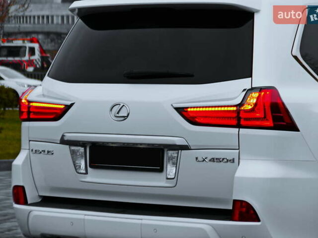 Білий Лексус ЛХ, об'ємом двигуна 4.5 л та пробігом 125 тис. км за 65500 $, фото 9 на Automoto.ua