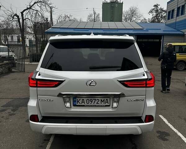 Білий Лексус ЛХ, об'ємом двигуна 4.46 л та пробігом 138 тис. км за 65500 $, фото 4 на Automoto.ua