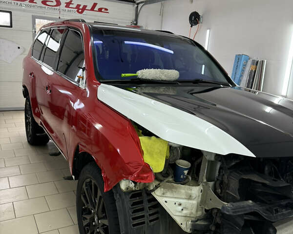 Белый Лексус ЛХ, объемом двигателя 5.66 л и пробегом 148 тыс. км за 77000 $, фото 59 на Automoto.ua