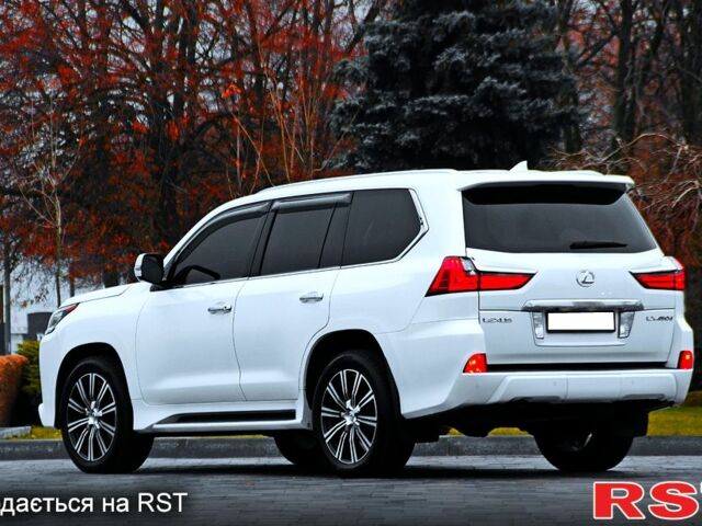 Белый Лексус ЛХ, объемом двигателя 4.5 л и пробегом 125 тыс. км за 65500 $, фото 3 на Automoto.ua