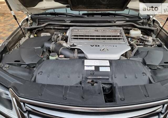 Білий Лексус ЛХ, об'ємом двигуна 4.46 л та пробігом 115 тис. км за 67000 $, фото 12 на Automoto.ua
