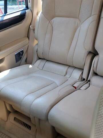 Белый Лексус ЛХ, объемом двигателя 4.46 л и пробегом 140 тыс. км за 69999 $, фото 15 на Automoto.ua