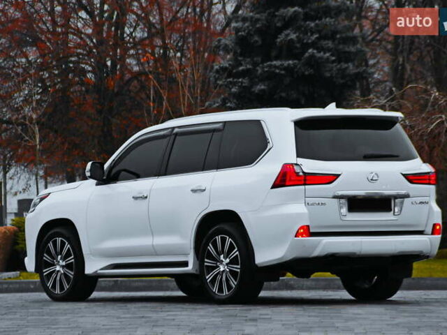 Білий Лексус ЛХ, об'ємом двигуна 4.5 л та пробігом 125 тис. км за 65500 $, фото 3 на Automoto.ua