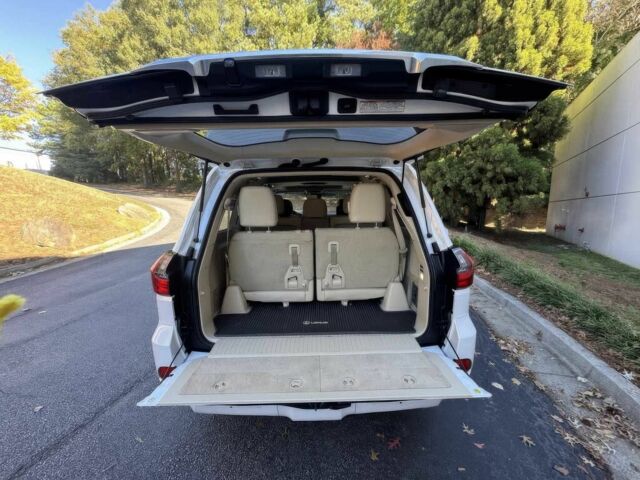 Білий Лексус ЛХ, об'ємом двигуна 5.7 л та пробігом 44 тис. км за 20000 $, фото 18 на Automoto.ua