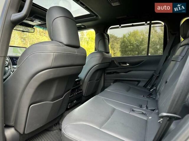Білий Лексус ЛХ, об'ємом двигуна 3.35 л та пробігом 37 тис. км за 114900 $, фото 58 на Automoto.ua