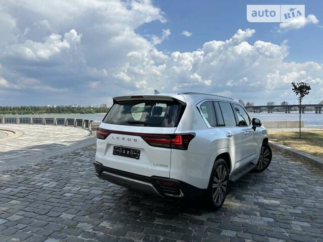 Лексус ЛХ 2022 в Киеве на Automoto.ua Белый Лексус ЛХ, объемом двигателя 3.45 л и пробегом 1 тыс. км за 124999 $, фото 45 на Automoto.ua