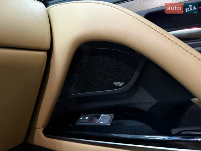 Белый Лексус ЛХ, объемом двигателя 3.35 л и пробегом 50 тыс. км за 114900 $, фото 21 на Automoto.ua