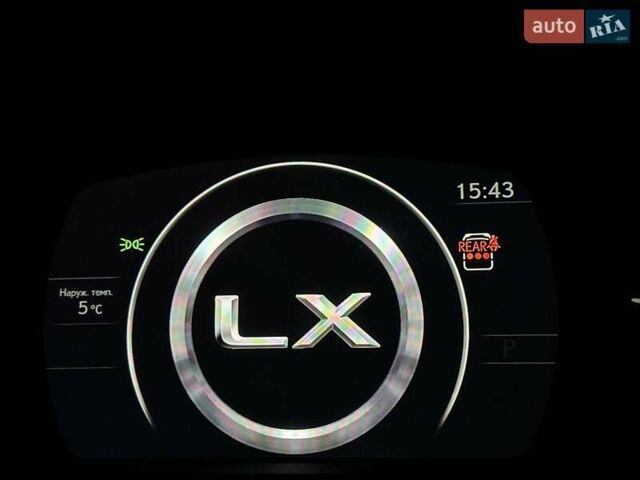 Белый Лексус ЛХ, объемом двигателя 3.45 л и пробегом 20 тыс. км за 127500 $, фото 112 на Automoto.ua