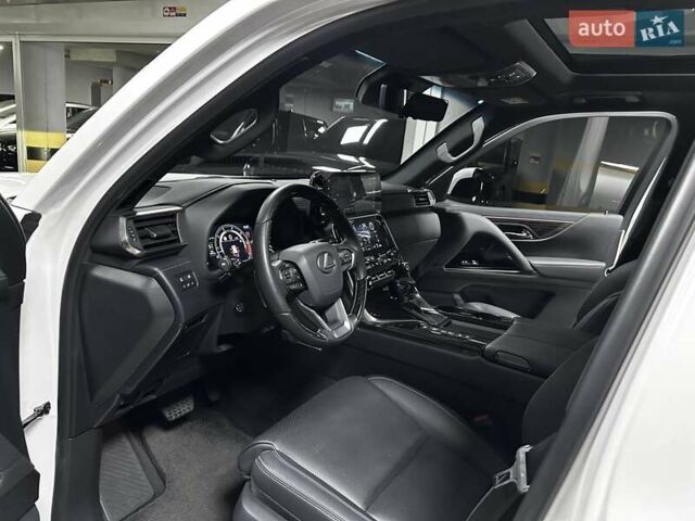 Лексус ЛХ 2022 в Киеве на Automoto.ua Белый Лексус ЛХ, объемом двигателя 3.45 л и пробегом 15 тыс. км за 117500 $, фото 42 на Automoto.ua