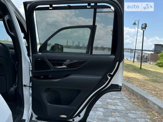 Лексус ЛХ 2022 в Киеве на Automoto.ua Белый Лексус ЛХ, объемом двигателя 3.45 л и пробегом 1 тыс. км за 124999 $, фото 99 на Automoto.ua