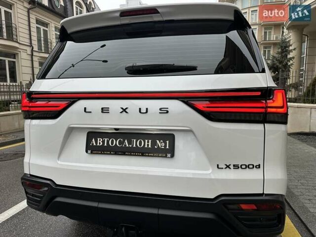 Белый Лексус ЛХ, объемом двигателя 3.35 л и пробегом 12 тыс. км за 120500 $, фото 10 на Automoto.ua