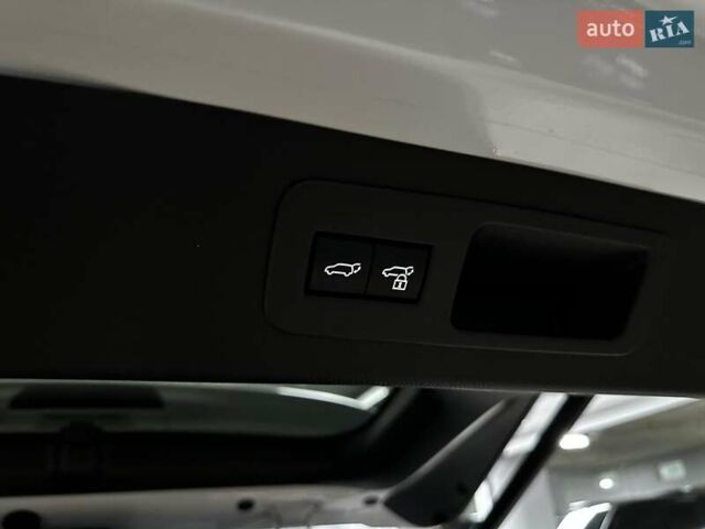 Лексус ЛХ 2022 в Киеве на Automoto.ua Белый Лексус ЛХ, объемом двигателя 3.45 л и пробегом 15 тыс. км за 117500 $, фото 32 на Automoto.ua