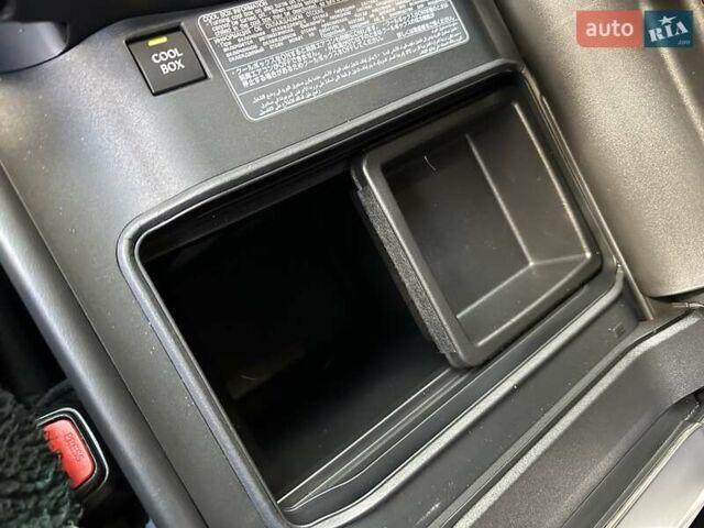 Білий Лексус ЛХ, об'ємом двигуна 3.45 л та пробігом 19 тис. км за 124900 $, фото 48 на Automoto.ua