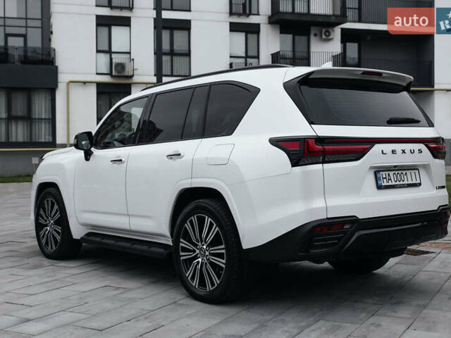 Білий Лексус ЛХ, об'ємом двигуна 3.35 л та пробігом 102 тис. км за 115000 $, фото 6 на Automoto.ua