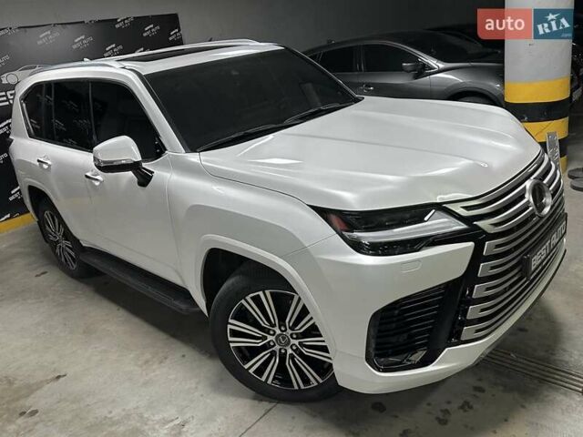Лексус ЛХ 2022 в Киеве на Automoto.ua Белый Лексус ЛХ, объемом двигателя 3.45 л и пробегом 15 тыс. км за 117500 $, фото 99 на Automoto.ua