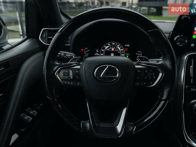 Білий Лексус ЛХ, об'ємом двигуна 3.35 л та пробігом 102 тис. км за 115000 $, фото 10 на Automoto.ua