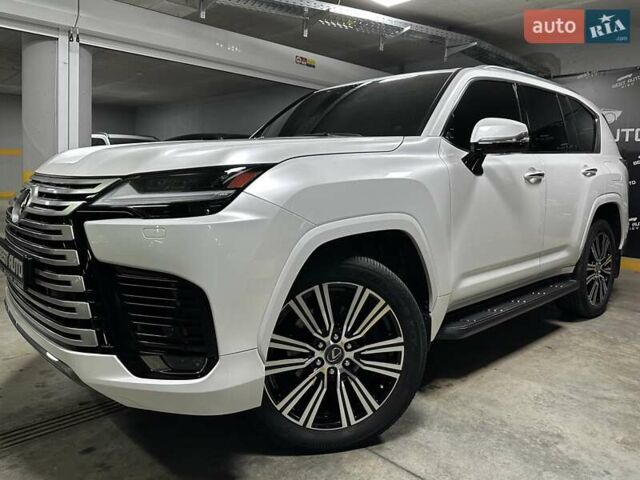 Лексус ЛХ 2022 в Киеве на Automoto.ua Белый Лексус ЛХ, объемом двигателя 3.45 л и пробегом 15 тыс. км за 117500 $, фото 98 на Automoto.ua