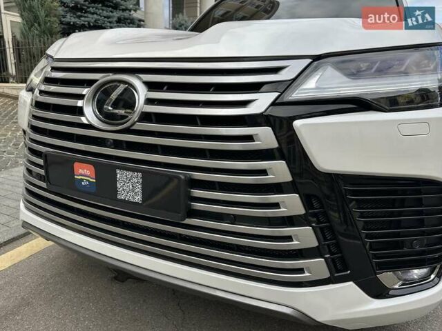 Білий Лексус ЛХ, об'ємом двигуна 3.45 л та пробігом 19 тис. км за 124900 $, фото 15 на Automoto.ua