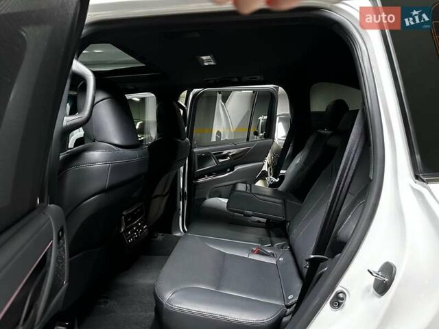 Лексус ЛХ 2022 в Киеве на Automoto.ua Белый Лексус ЛХ, объемом двигателя 3.45 л и пробегом 15 тыс. км за 117500 $, фото 58 на Automoto.ua