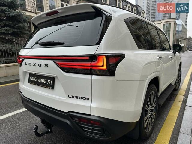 Белый Лексус ЛХ, объемом двигателя 3.35 л и пробегом 12 тыс. км за 120500 $, фото 11 на Automoto.ua