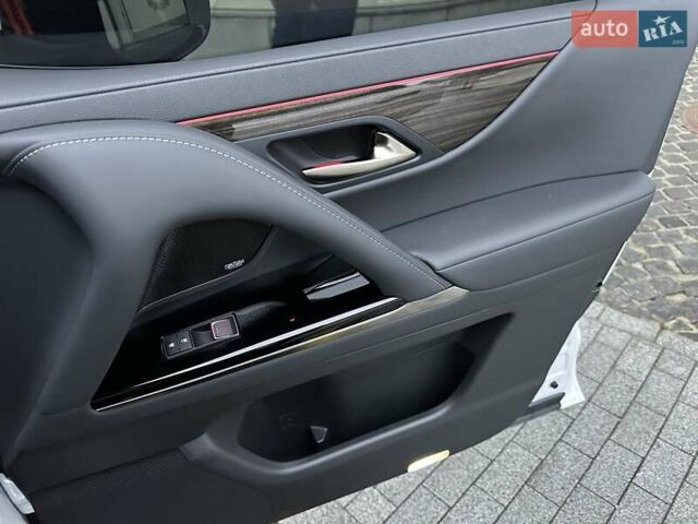 Белый Лексус ЛХ, объемом двигателя 3.45 л и пробегом 20 тыс. км за 127500 $, фото 64 на Automoto.ua