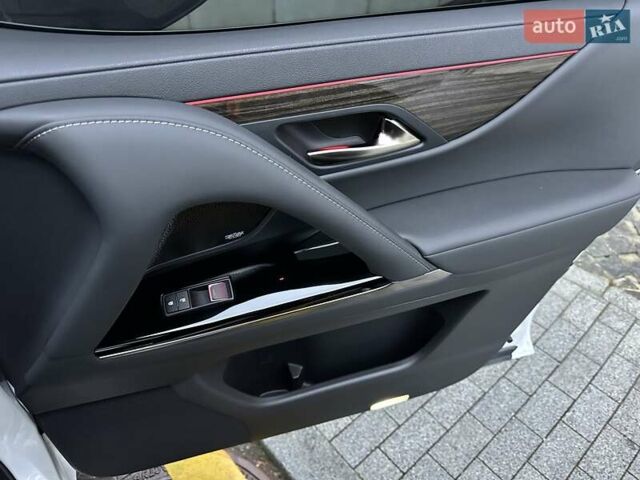 Белый Лексус ЛХ, объемом двигателя 3.45 л и пробегом 20 тыс. км за 127500 $, фото 66 на Automoto.ua