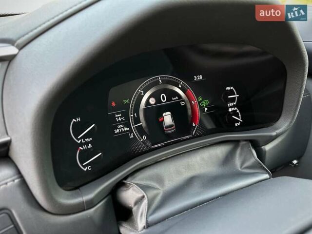 Білий Лексус ЛХ, об'ємом двигуна 3.35 л та пробігом 37 тис. км за 114900 $, фото 47 на Automoto.ua