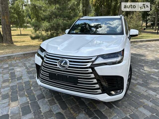 Лексус ЛХ 2022 в Киеве на Automoto.ua Белый Лексус ЛХ, объемом двигателя 3.45 л и пробегом 1 тыс. км за 124999 $, фото 13 на Automoto.ua