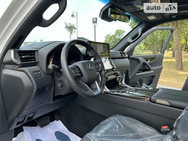 Лексус ЛХ 2022 в Киеве на Automoto.ua Белый Лексус ЛХ, объемом двигателя 3.45 л и пробегом 1 тыс. км за 124999 $, фото 80 на Automoto.ua