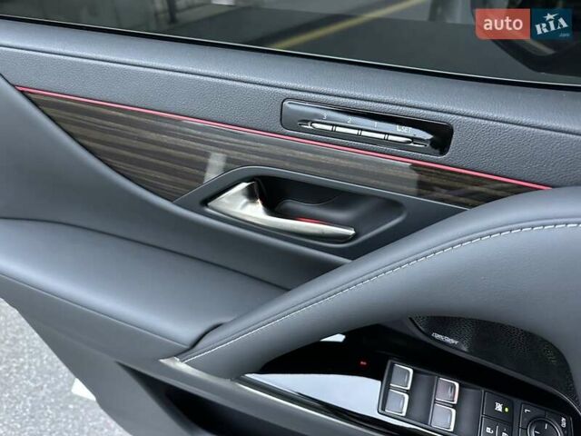 Белый Лексус ЛХ, объемом двигателя 3.45 л и пробегом 20 тыс. км за 127500 $, фото 34 на Automoto.ua