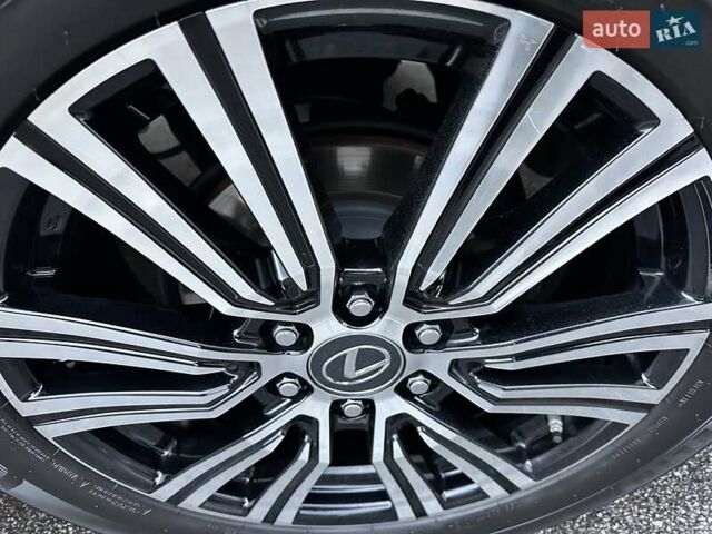 Белый Лексус ЛХ, объемом двигателя 3.45 л и пробегом 20 тыс. км за 127500 $, фото 29 на Automoto.ua