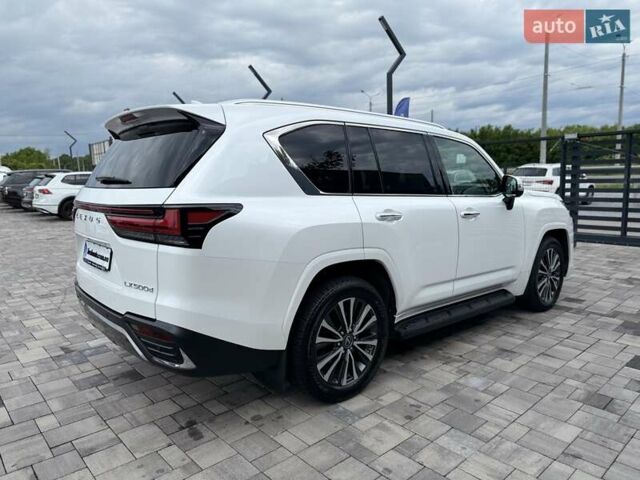 Белый Лексус ЛХ, объемом двигателя 3.35 л и пробегом 52 тыс. км за 113700 $, фото 16 на Automoto.ua