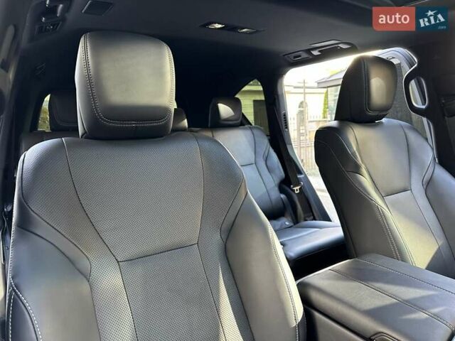 Білий Лексус ЛХ, об'ємом двигуна 3.45 л та пробігом 19 тис. км за 124900 $, фото 56 на Automoto.ua
