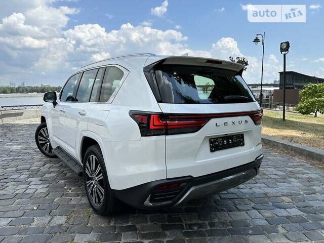 Лексус ЛХ 2022 в Киеве на Automoto.ua Белый Лексус ЛХ, объемом двигателя 3.45 л и пробегом 1 тыс. км за 124999 $, фото 63 на Automoto.ua